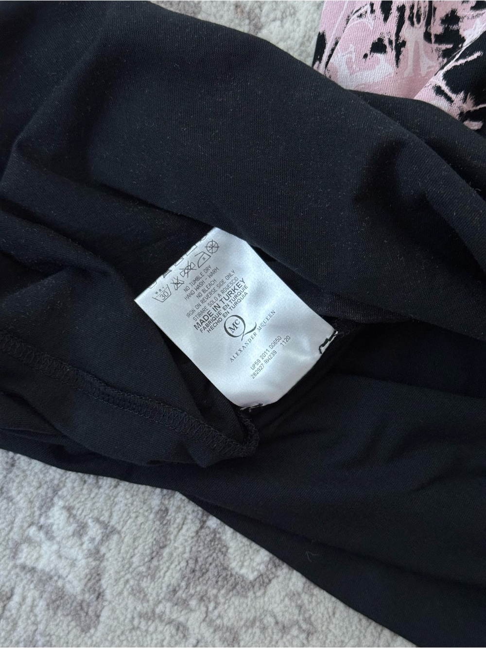 McQ by Alexander McQueen Black 100% Cotton Tank Top with Pink Graphic - Sz 40IT - Picture 7 of 7